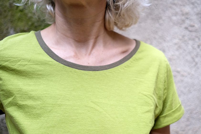 Camiseta entallada manga corta - Imagen 8